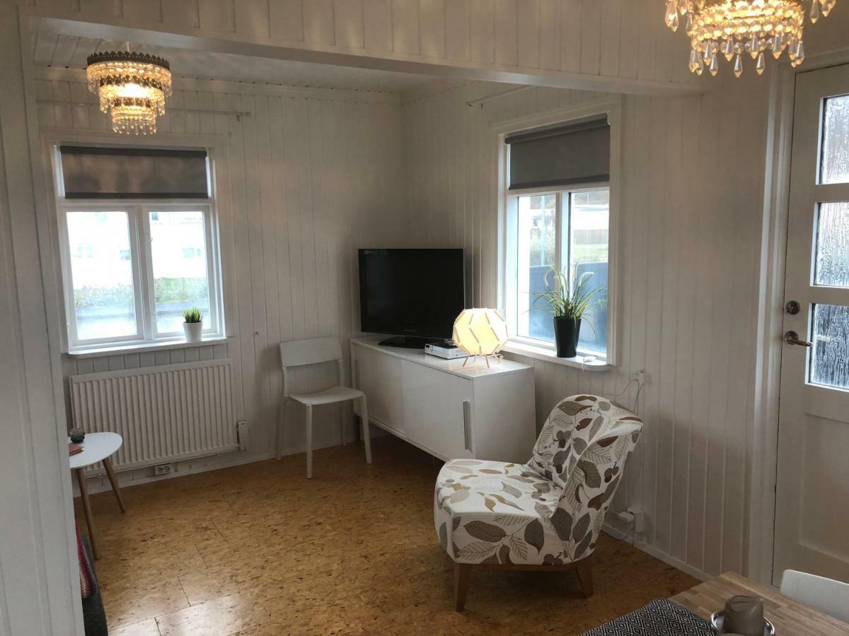 Vellir Grenivik Home With A View ภายนอก รูปภาพ